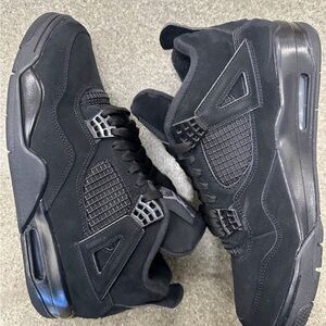 Jordan 4 black cat